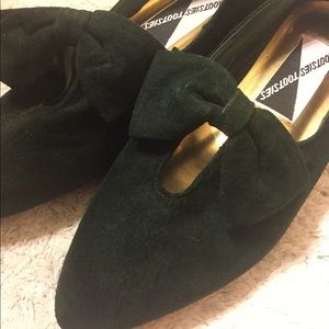 Hunter Green Vintage Flats!